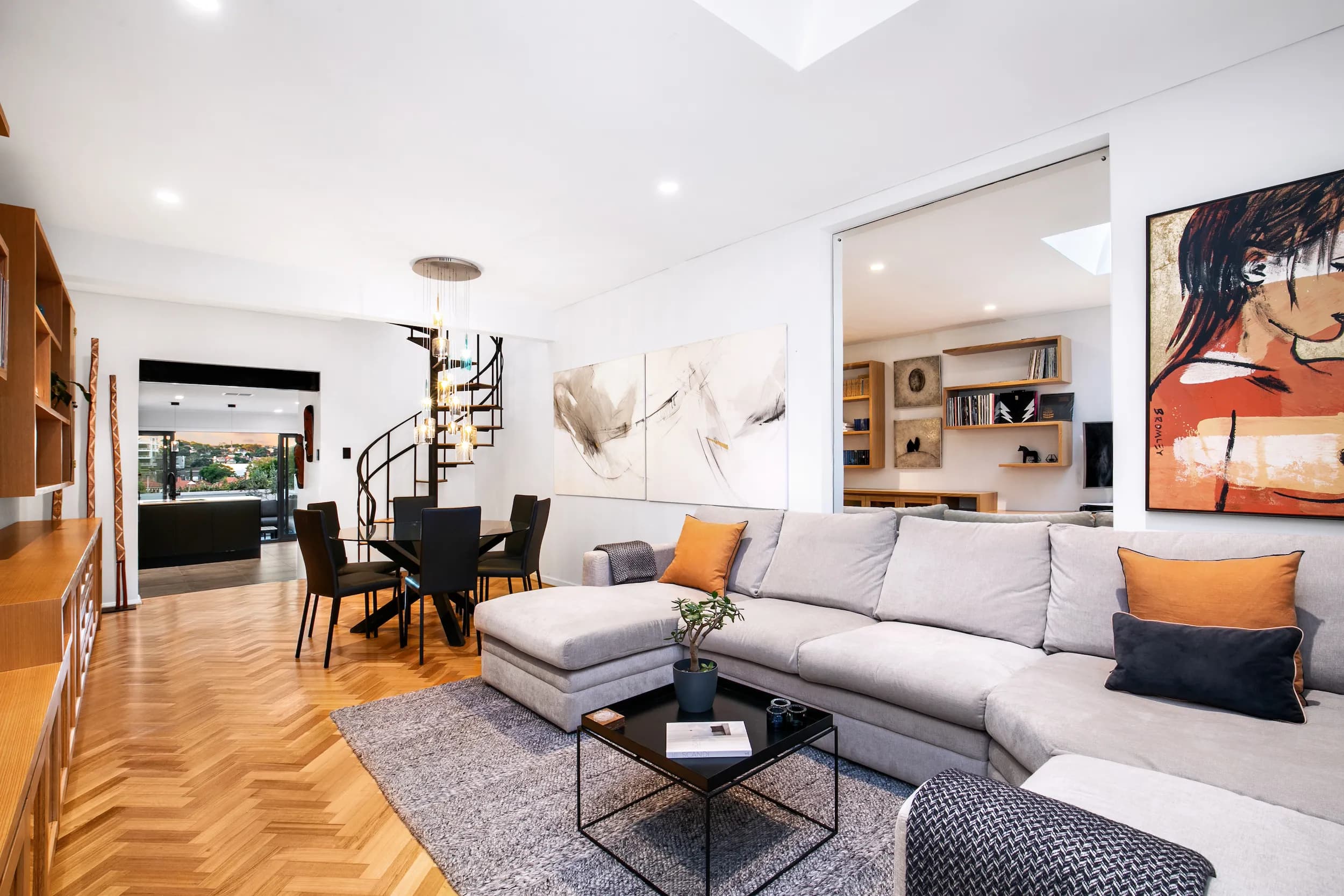 Kirribilli, 2019 — primary photograph by Varloch site record.